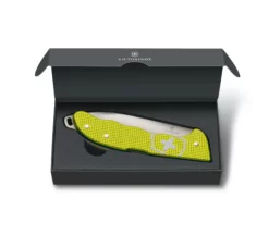 Victorinox Hunter Pro Alox Limited Edition 2023 Electric Yellow 12 Victorinox Hunter Pro Alox Limited Edition 2023 Electric Yellow -KNIFE-LOUNGE Sales SAK 0 9415 L23 P1