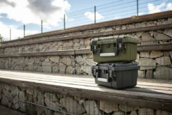 The Knife Lounge Case FIXED -KNIFE-LOUNGE Sales combat beads concealed 08 1