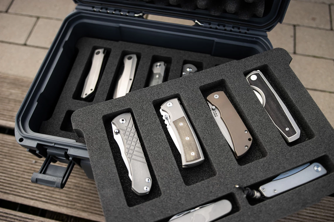 The Knife Lounge Case 6 The Knife Lounge Case - Image 6