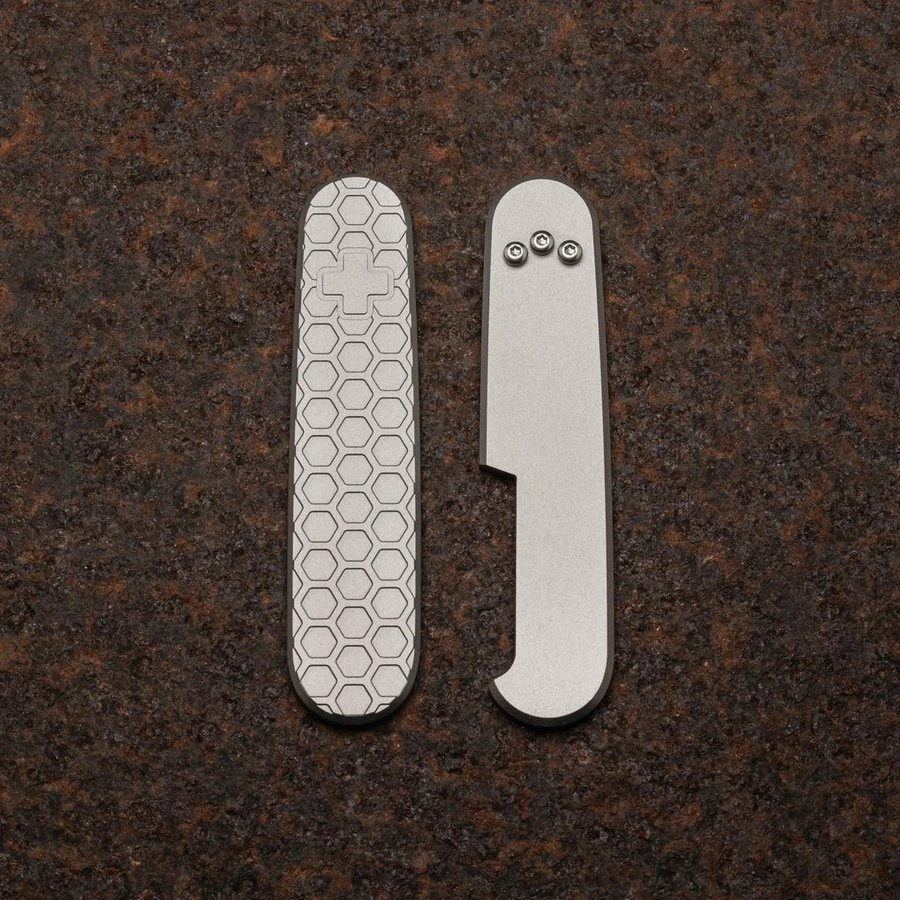 Daily Customs 91 Mm Honeycomb 2D Titan 1 Daily Customs 91 Mm Honeycomb 2D Titan