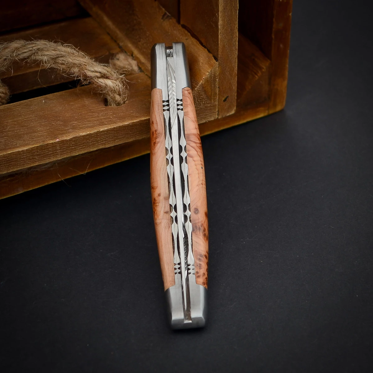 Laguiole En Aubrac Juniper Premium 12cm 1 Laguiole En Aubrac Juniper Premium 12cm