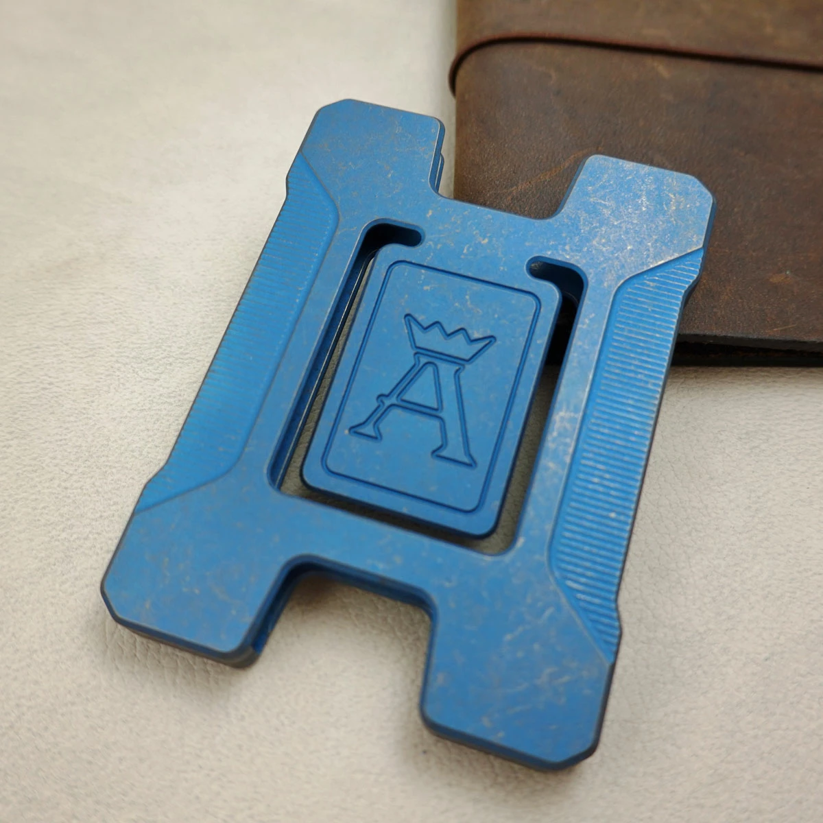 Anso Of Denmark Matrix Card Holder Kobolt 1 Anso Of Denmark Matrix Card Holder Kobolt